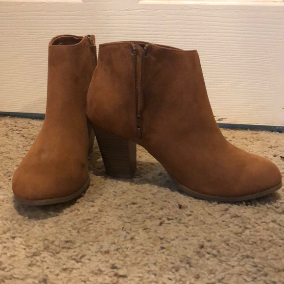 Booties - Picture 3 of 6